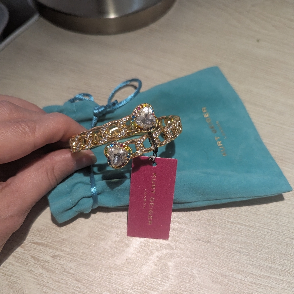 NWT Kurt Geiger Rainbow Heart Crystal Bracelet - Picture 6 of 8